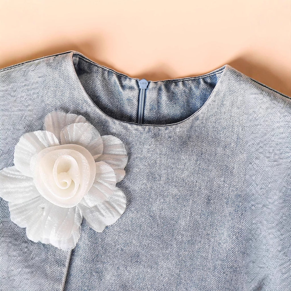 Ärmelloses 3D-Blumen-Jeanskleid für Mädchen