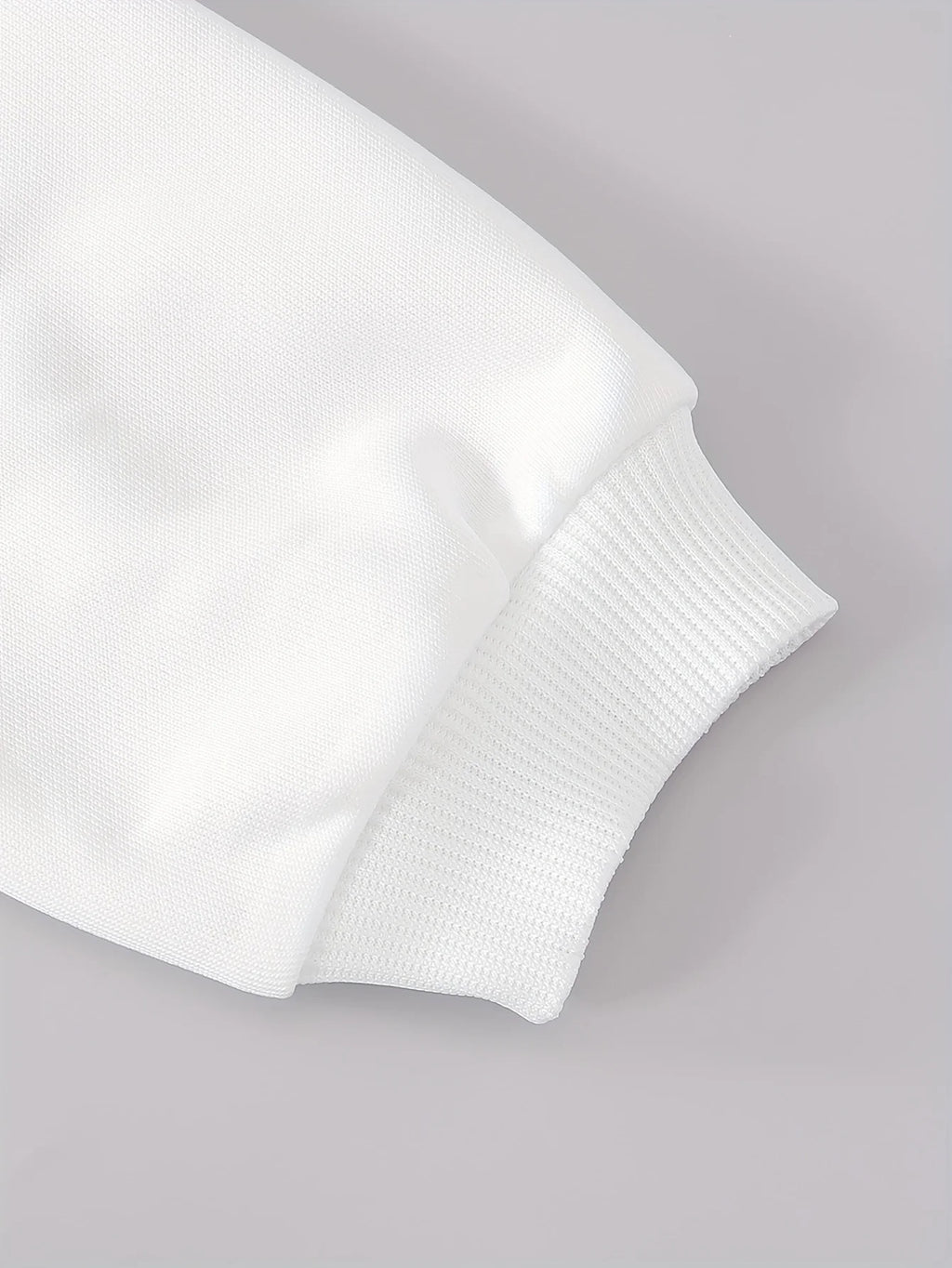 Set de bluză și pantaloni cargo pentru fete - ținută streetwear cu imprimeu de litere