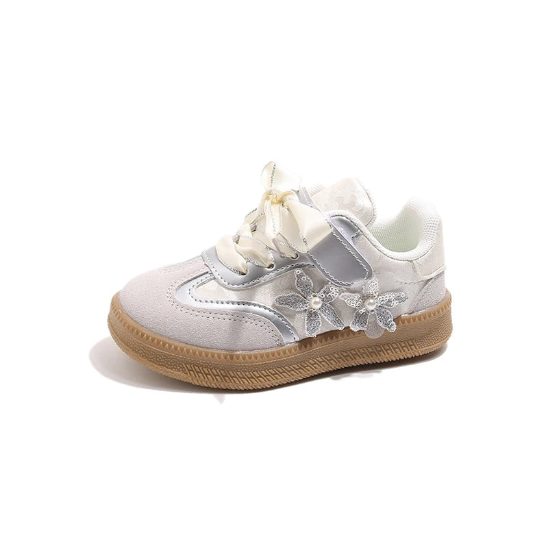 Girls Non-Slip Skate Sneakers - Kidnor